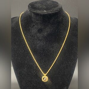 Nina Ricci Gold Tone Necklace Rhinestone Pendant NR